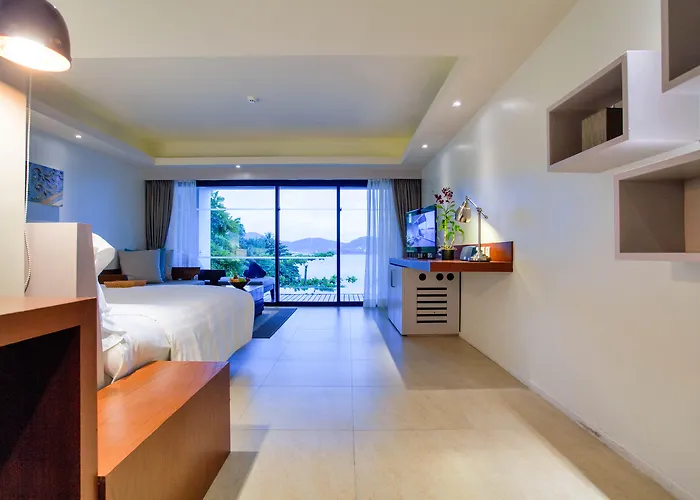Zenmaya Oceanfront Phuket, Trademark Collection By Wyndham